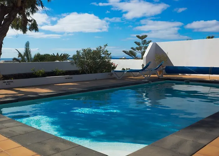 Villa Villa Corona *